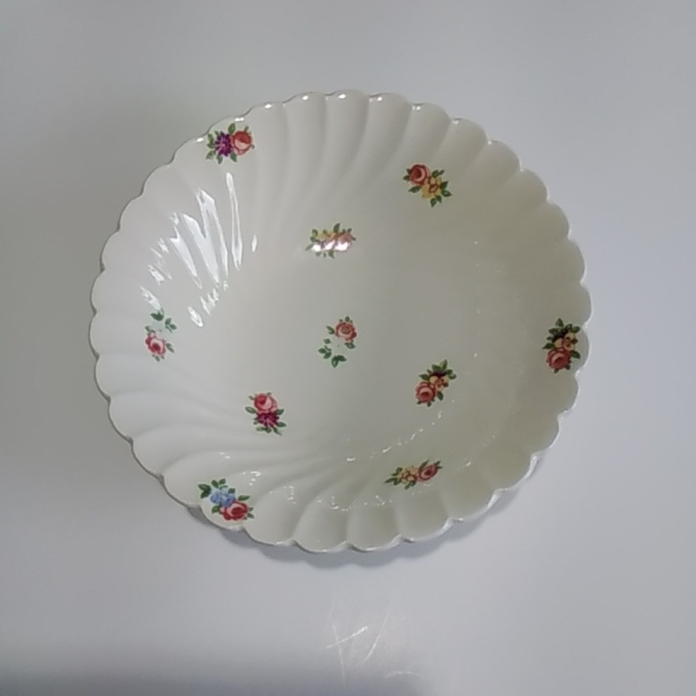 Royal Staffordshire "Devonshire" By Clarice Cliff, No Trim, Berry Bowl